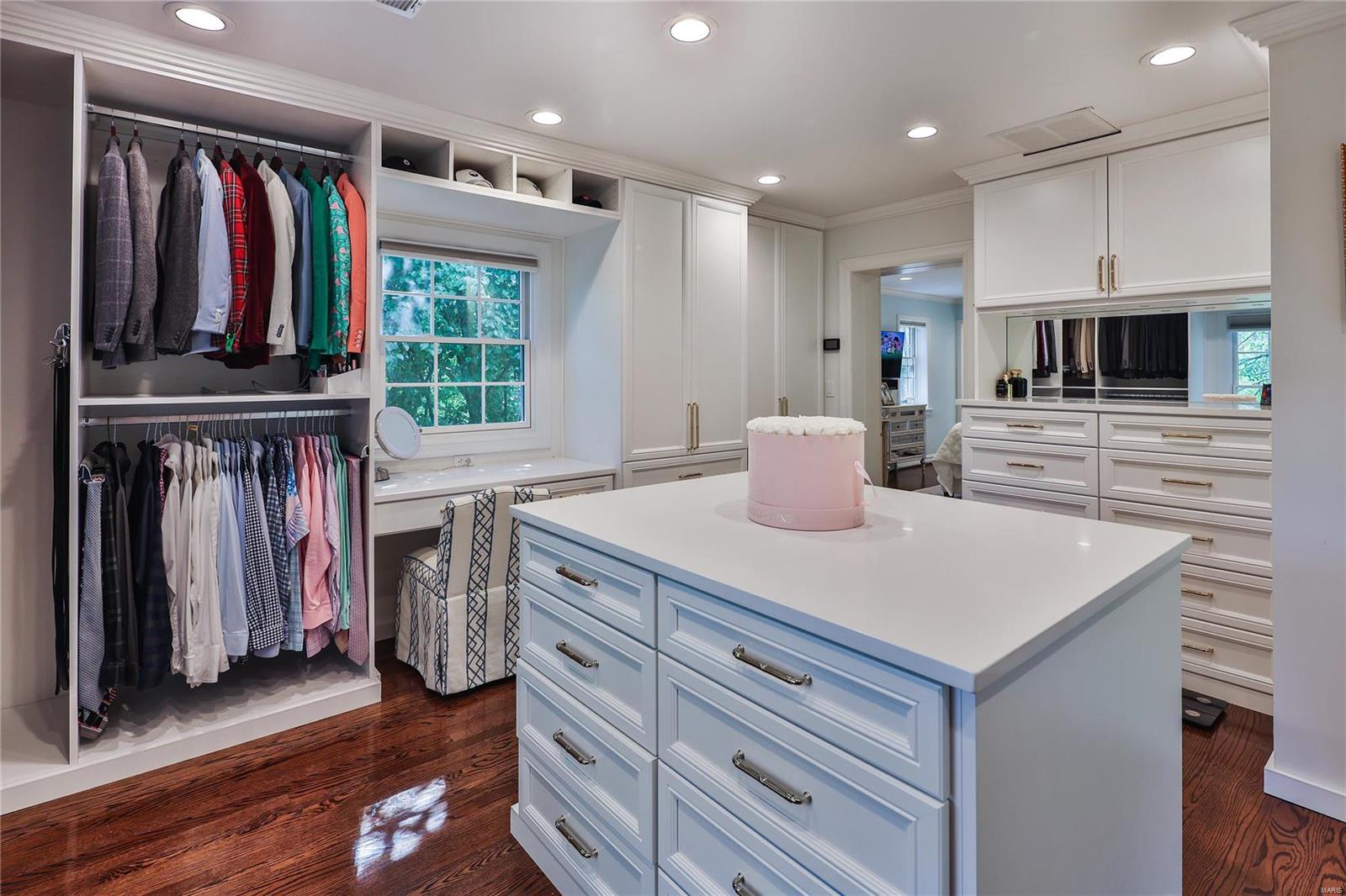 1 Willow Hill Road St. Louis, MO 63124 - Photo 23 of 32