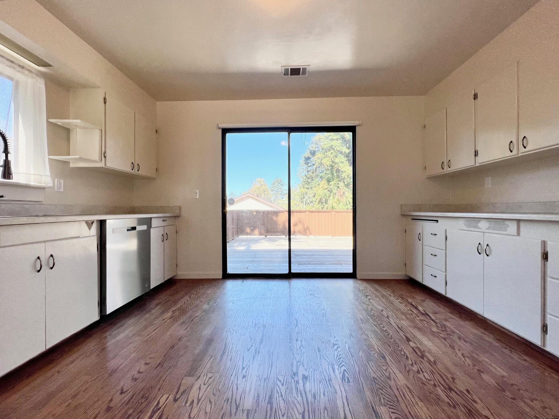1431 Marsh Road Eureka, CA 95501 - Photo 14 of 47