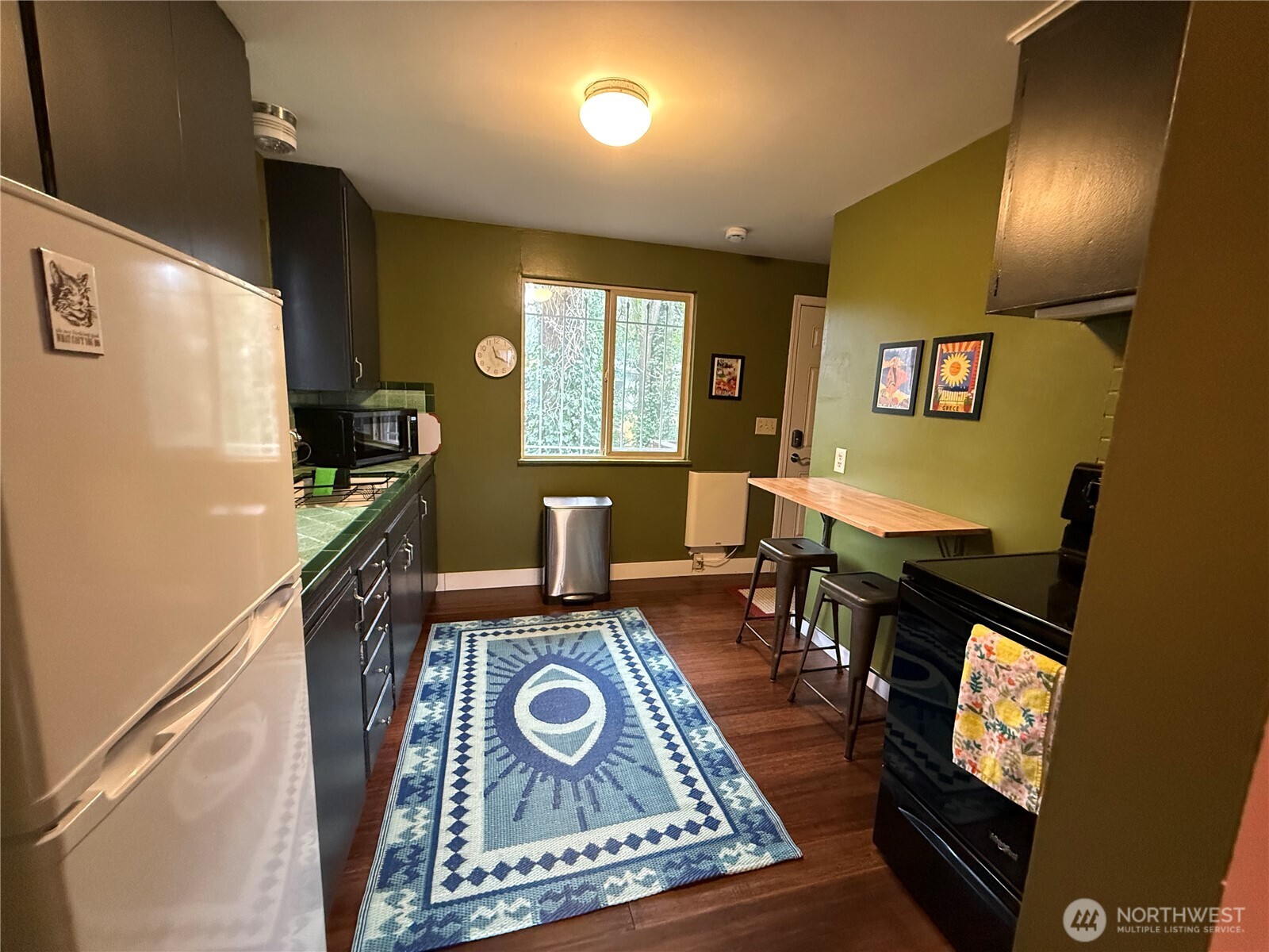 9624 Renton Avenue South, Unit A Seattle, WA 98118 - Photo 14 of 34 Gallery Image 14