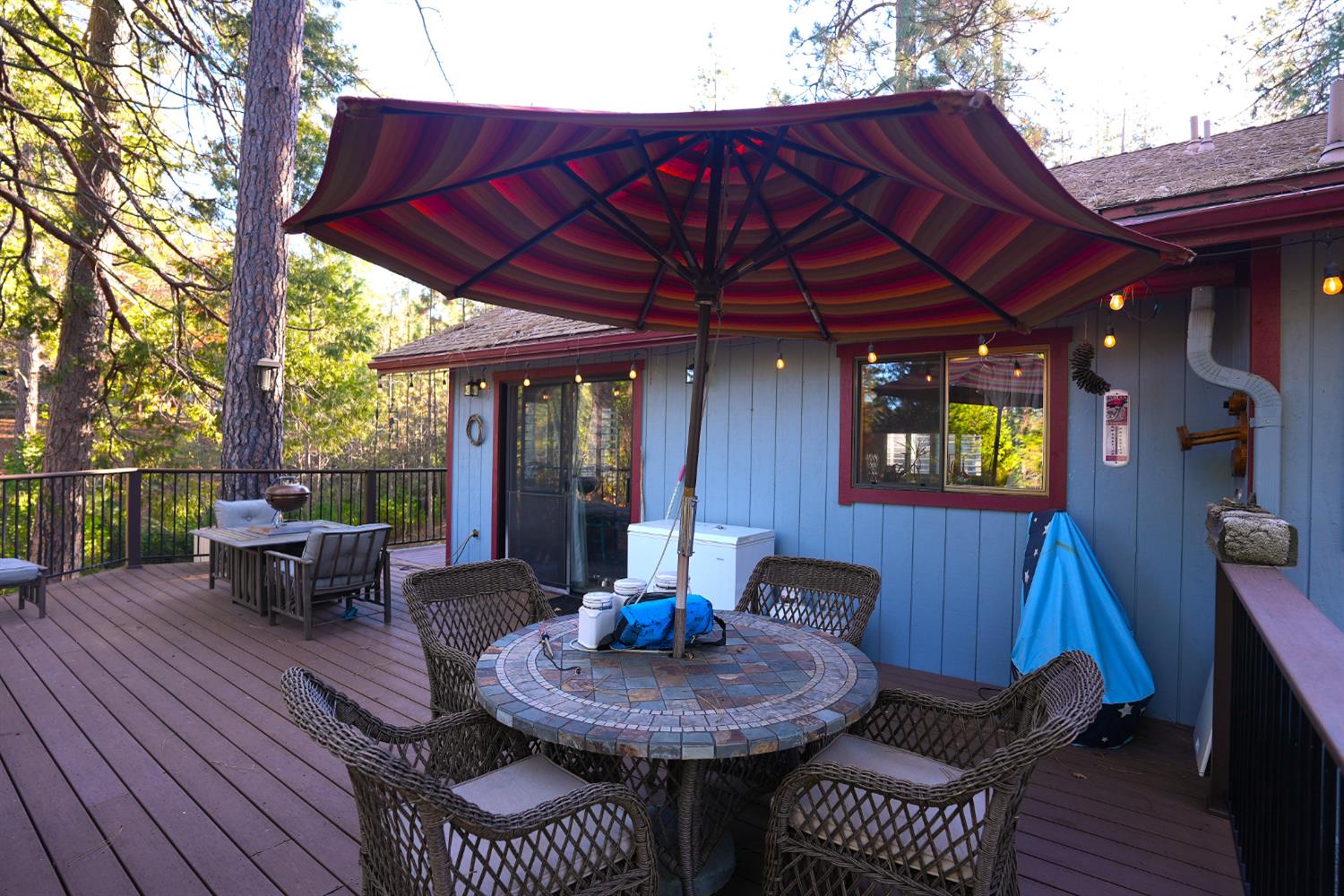 23625 Rock Hammer Road Groveland, CA 95321 - Photo 27 of 40 a view of a patio with a table and chairs