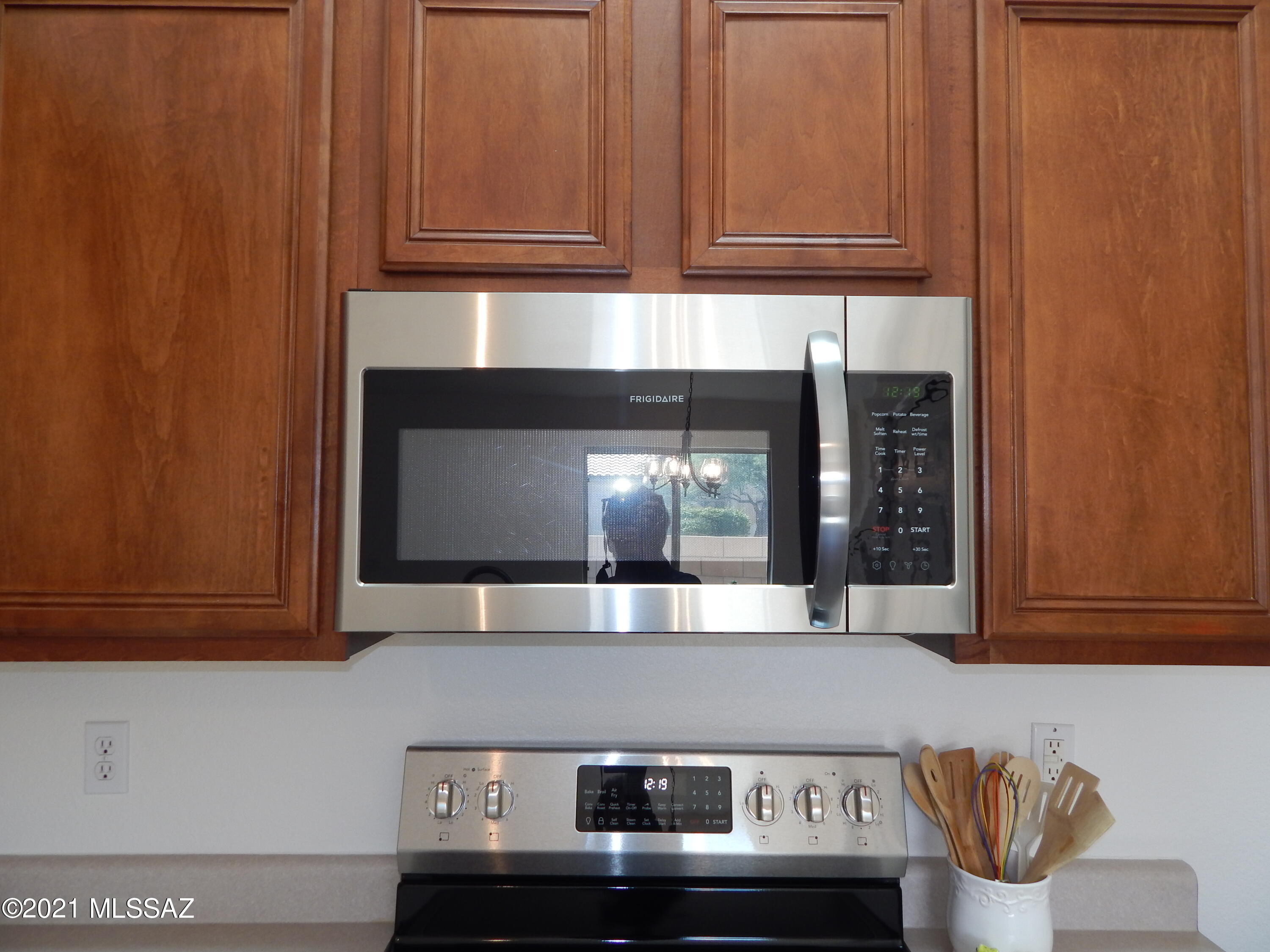 2340 West Golden Hills Road Tucson, AZ 85745 - Photo 11 of 45