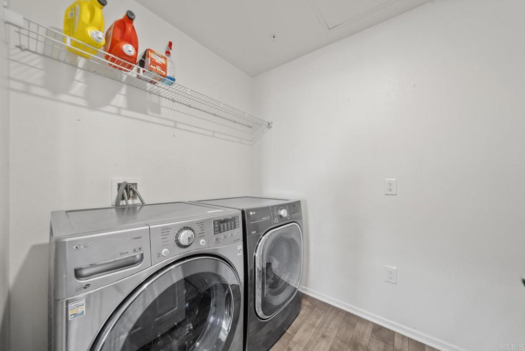 29483 Beeler Road Winchester, CA 92596 - Photo 23 of 42 a utility room with dryer and washer
