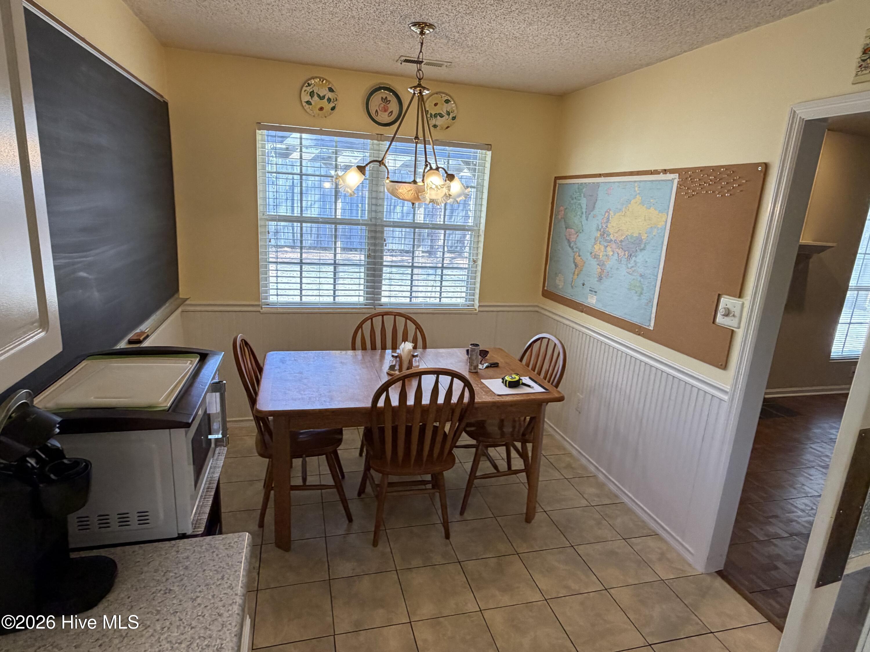 318 Hidden Valley Road Wilmington, NC 28409 - Photo 4 of 22 kitchen