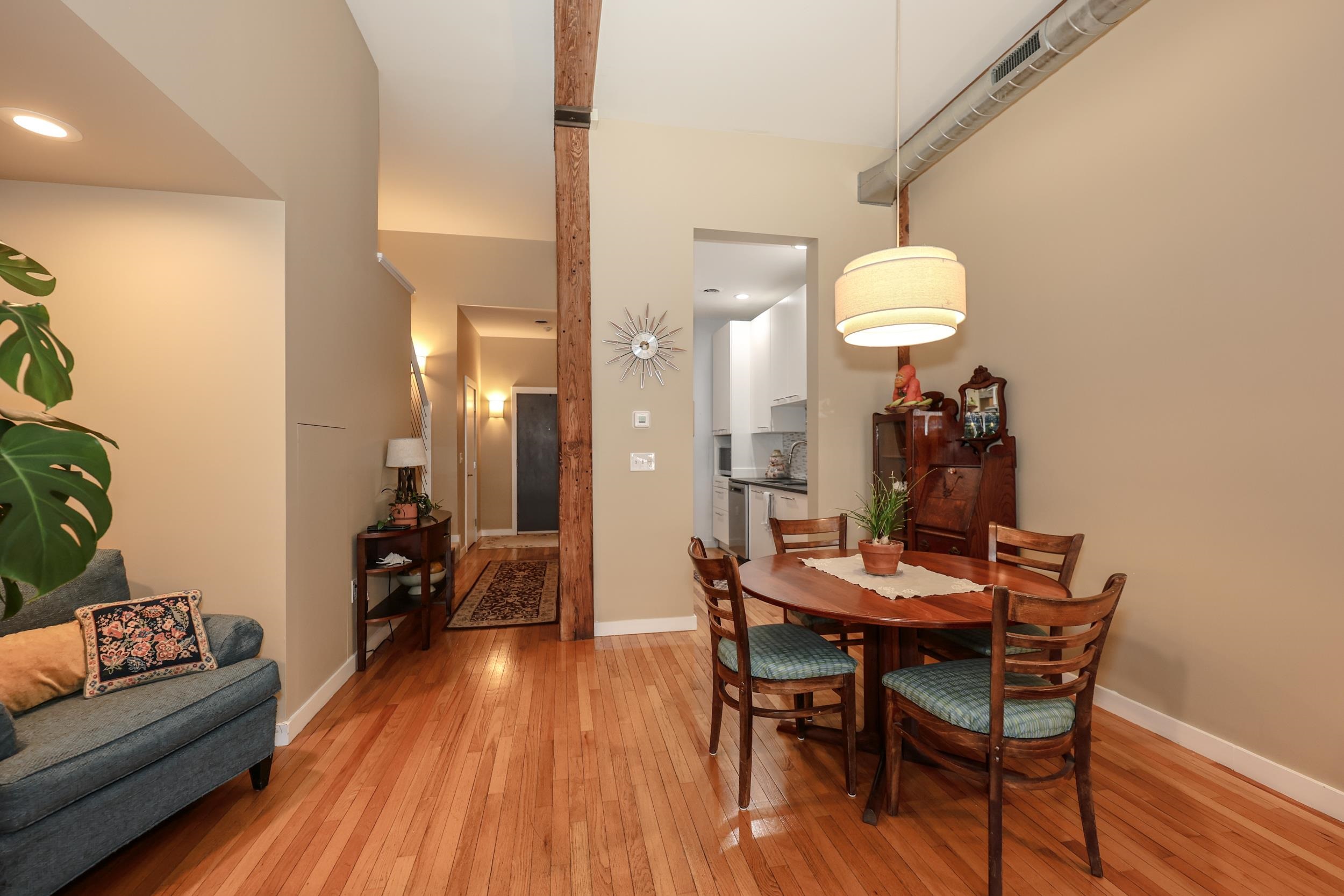 37 Church Street, Unit 7 Keene, NH 03431 - Photo 11 of 41