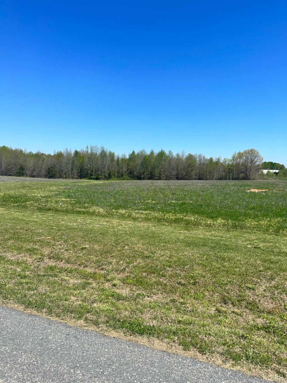 9 Deerview Road Gretna, VA 24557 - Photo 3 of 21 a view of a field with an ocean