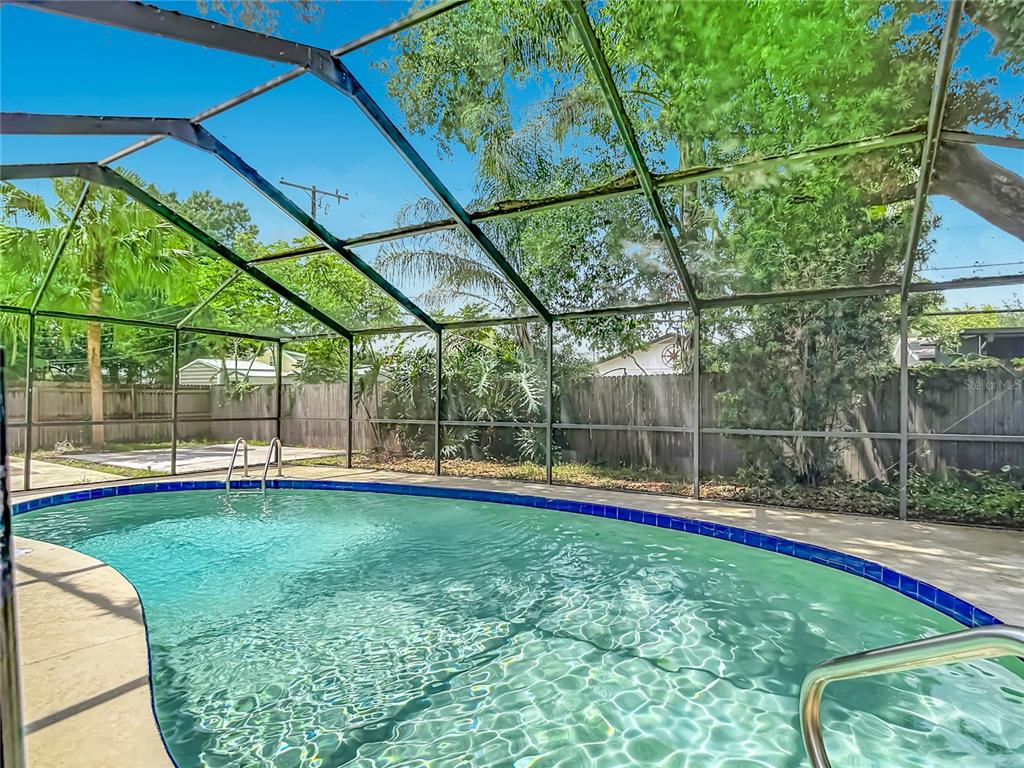 811 Ambassador Loop Tampa, FL 33613 - Photo 67 of 75