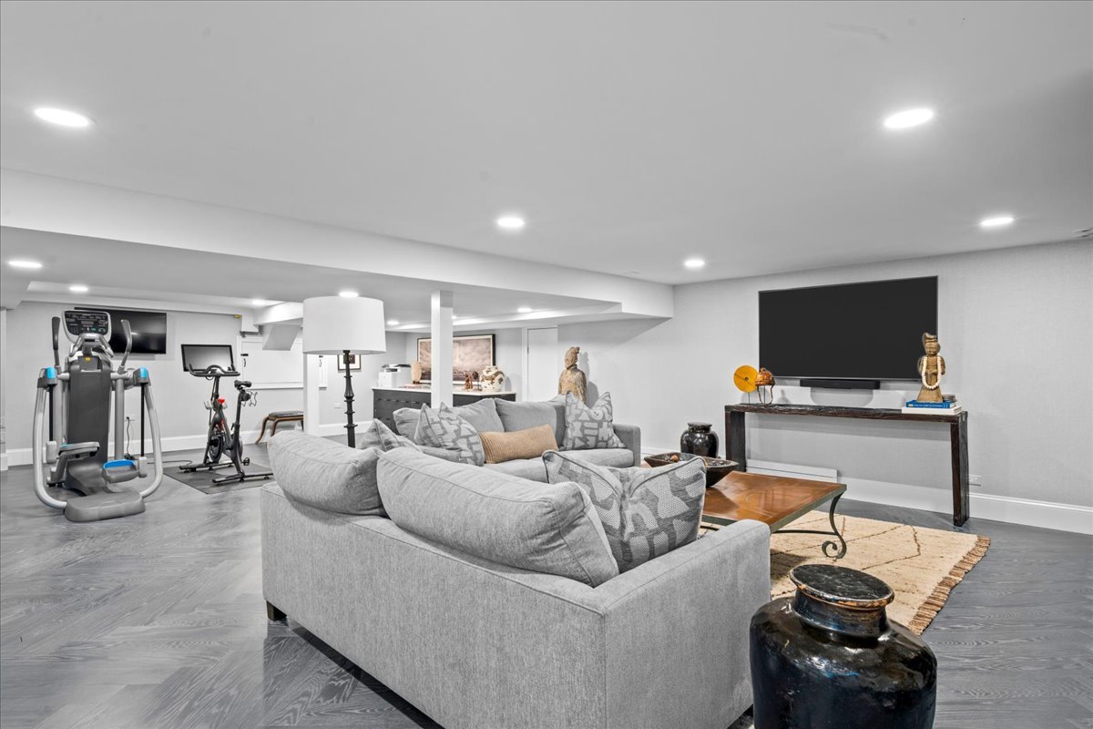 405 Sheridan Road Kenilworth, IL 60043 - Photo 50 of 61