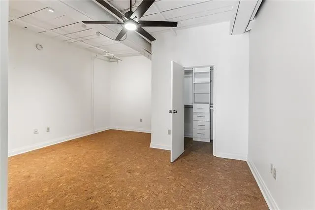 $2,400 | 920 Poeyfarre Street, Unit 327, New Orleans, LA 70130