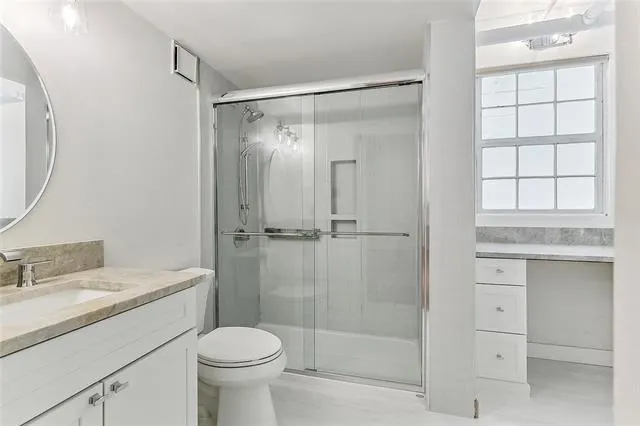 $2,400 | 920 Poeyfarre Street, Unit 327, New Orleans, LA 70130