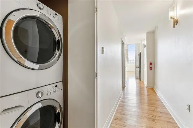 $2,400 | 920 Poeyfarre Street, Unit 327, New Orleans, LA 70130