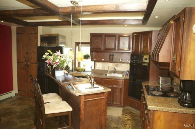 5382 Chapmans Road Orefield, PA 18069 - Photo 7 of 28 Gallery Image 7