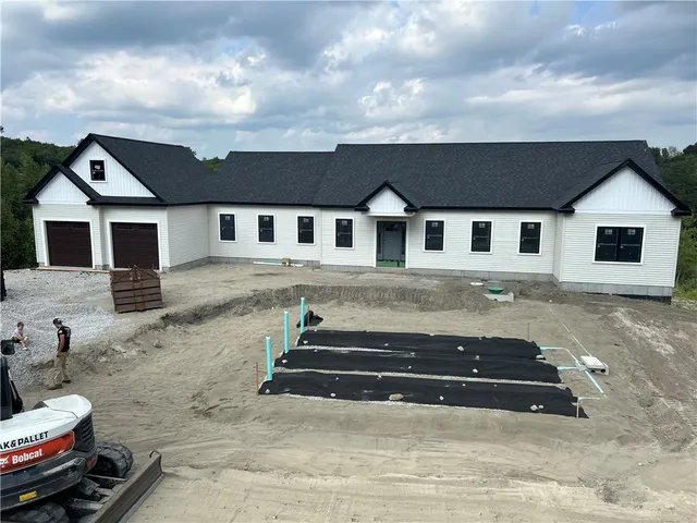 $1,167,900 | 31 Stone Path Way, Glocester, RI 02814