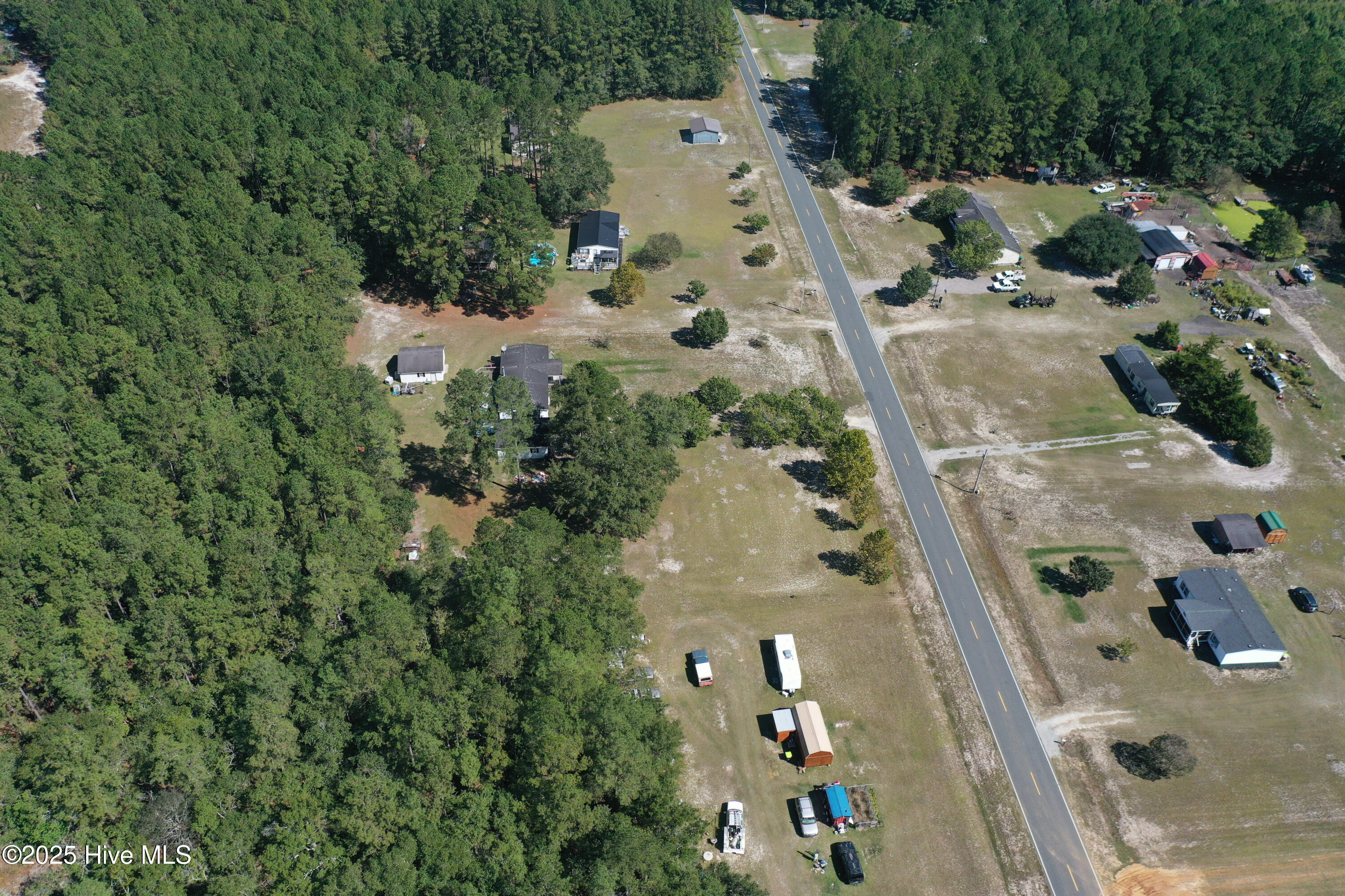 3619 Whitehall Road Whiteville, NC 28472 - Photo 5 of 31 3