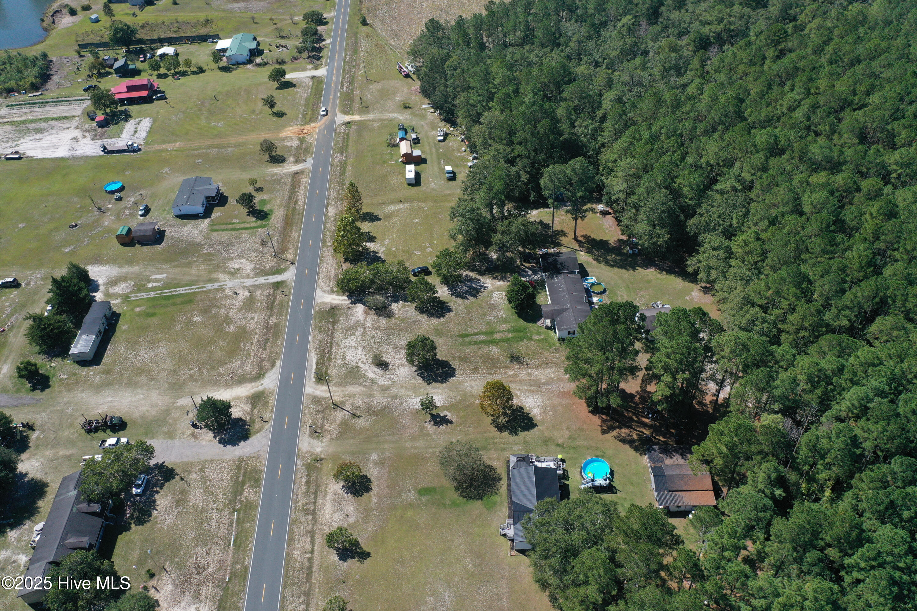 3619 Whitehall Road Whiteville, NC 28472 - Photo 7 of 31 5