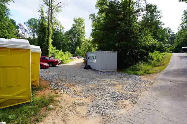 $125,000 | 299 Lakeside Drive, Six Mile, SC 29682