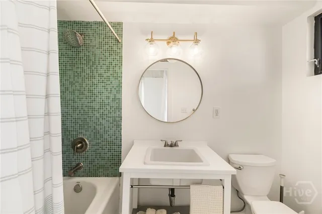 $324,995 | 2406 De Soto Avenue, Unit B, Savannah, GA 31401