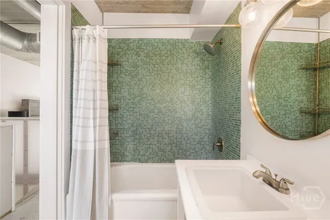 $324,995 | 2406 De Soto Avenue, Unit B, Savannah, GA 31401