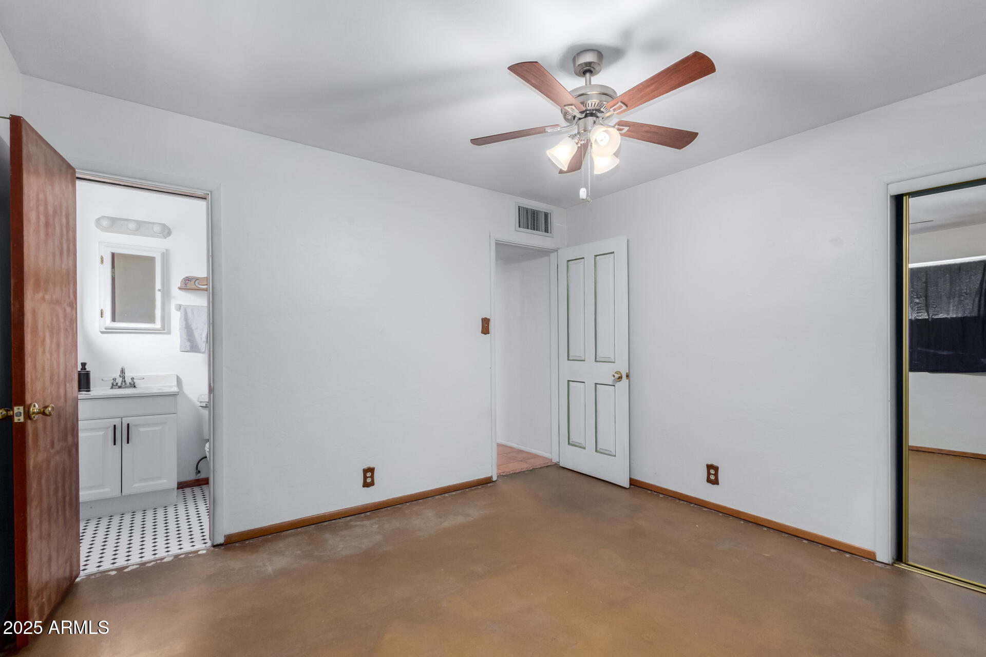 4626 West Mitchell Drive Phoenix, AZ 85031 - Photo 11 of 24 Master Bedroom