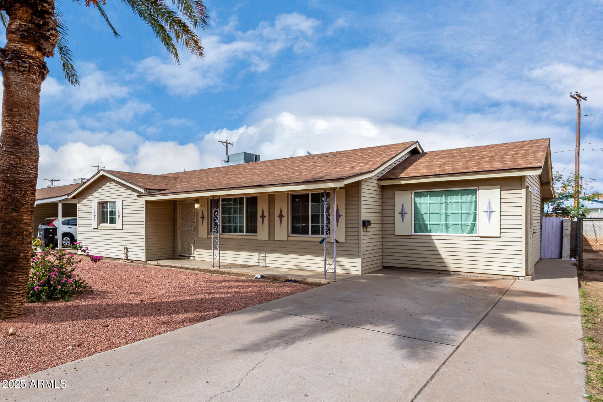 4626 West Mitchell Drive Phoenix, AZ 85031 - Photo 4 of 24 Parking Area