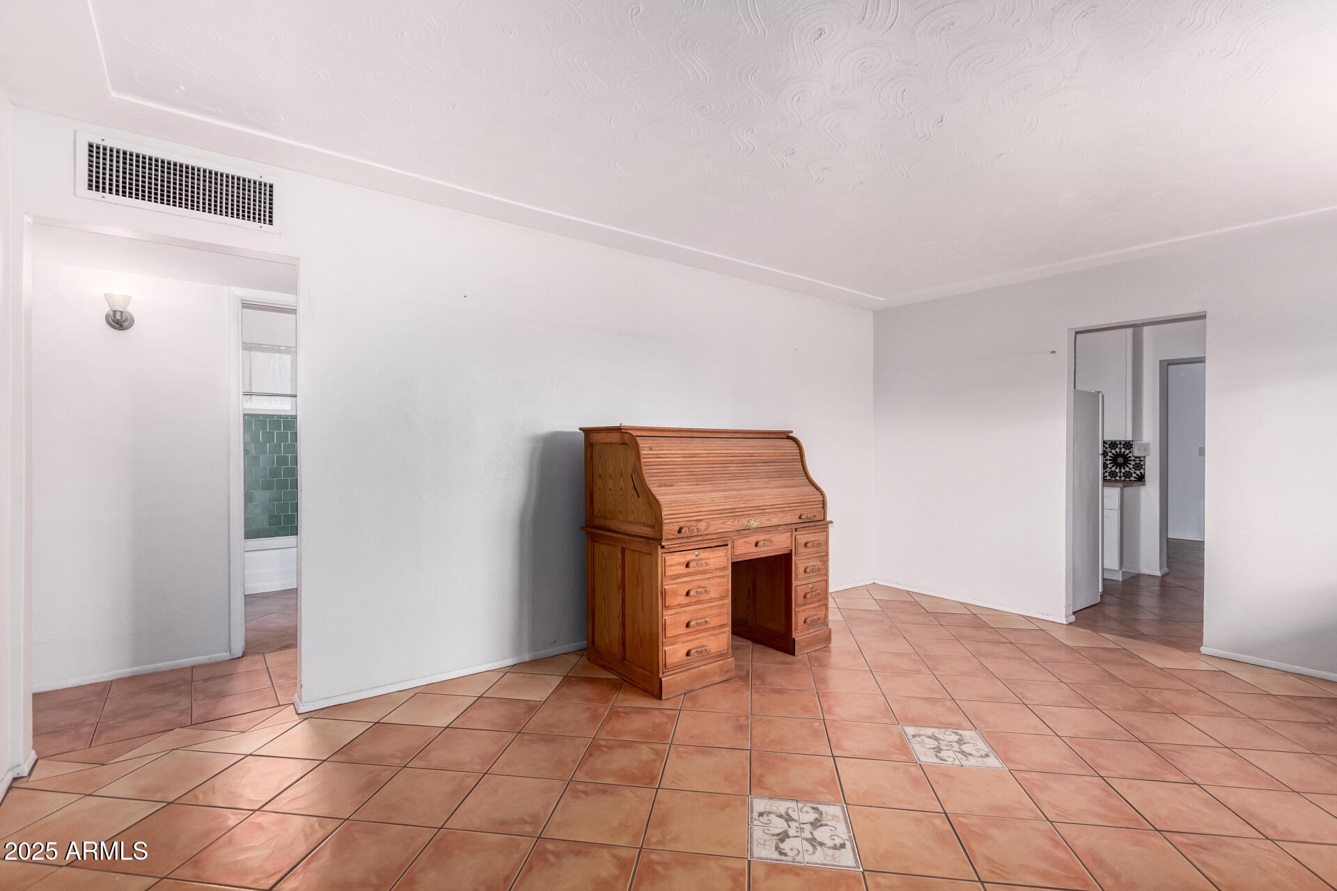 4626 West Mitchell Drive Phoenix, AZ 85031 - Photo 7 of 24 Tiled Floor