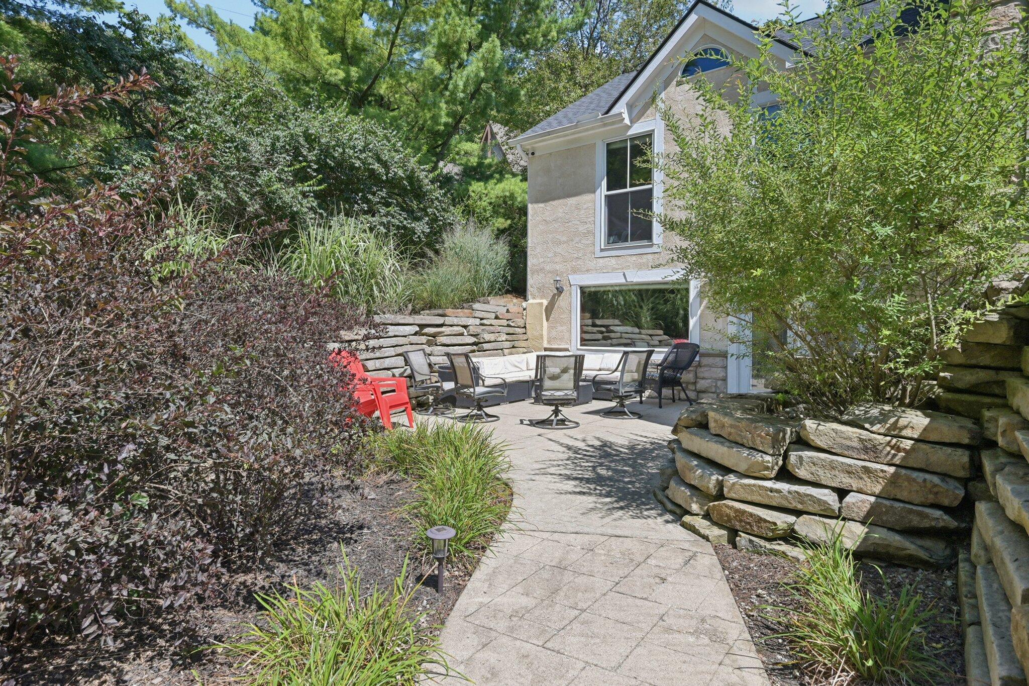 10669 Riverside Drive Powell, OH 43065 - Photo 8 of 103 Front Patio