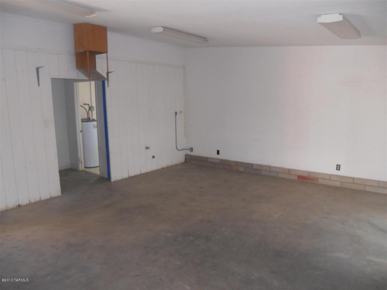 4602 East Fort Lowell Road Tucson, AZ 85712 - Photo 9 of 10