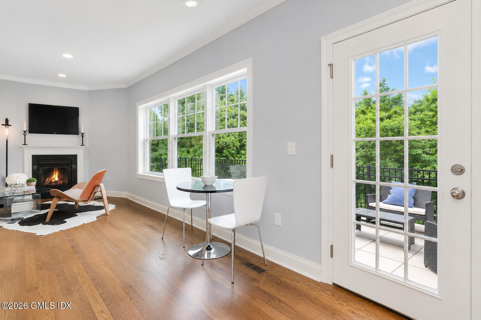 8 View Street, Unit 7 Greenwich, CT 06830 - Photo 9 of 26 View Breakfast Nook 7 & 9