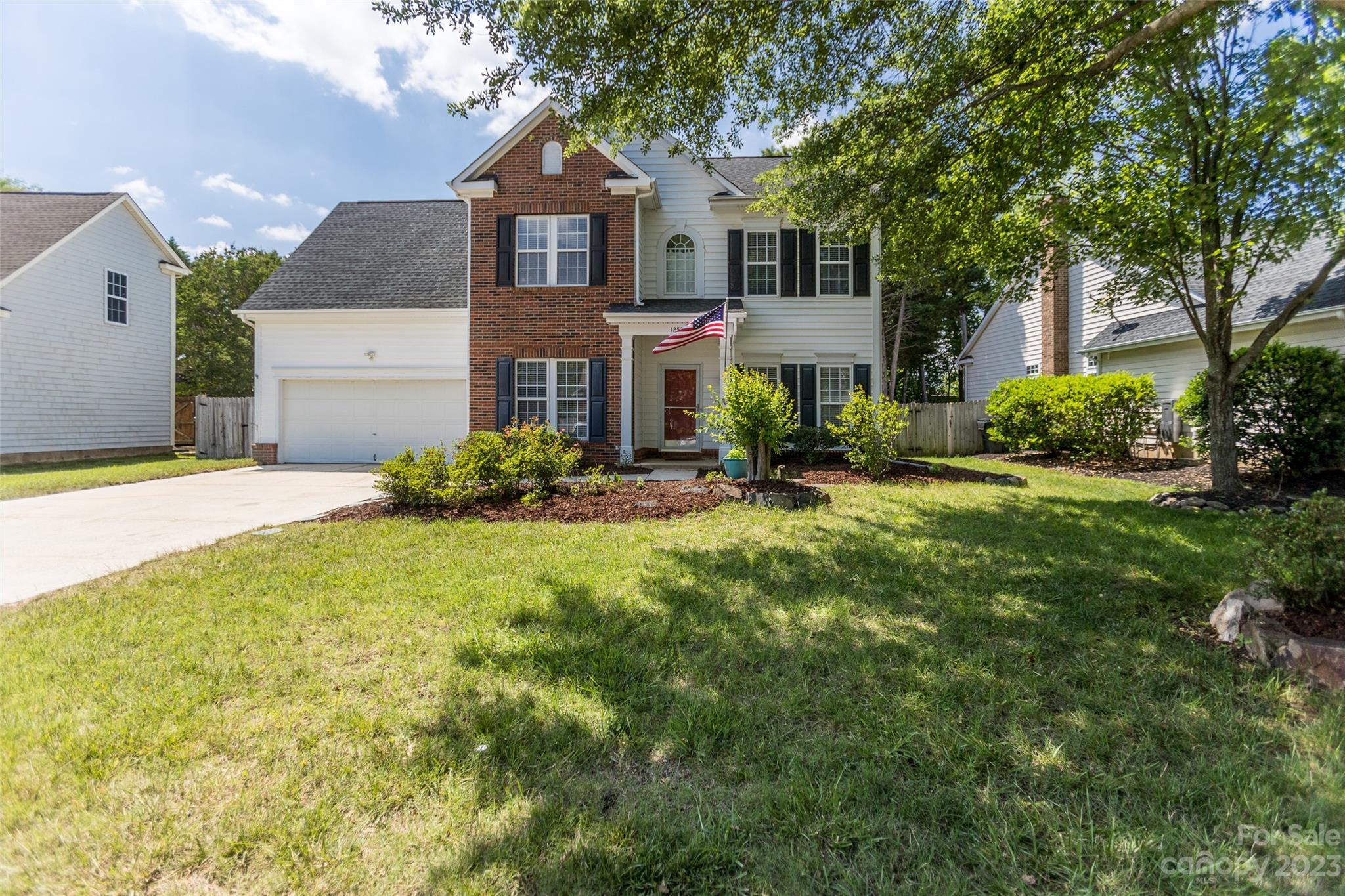 12501 Cardinal Point Road Charlotte, NC 28269 - Photo 1 of 28 Gallery Image 1