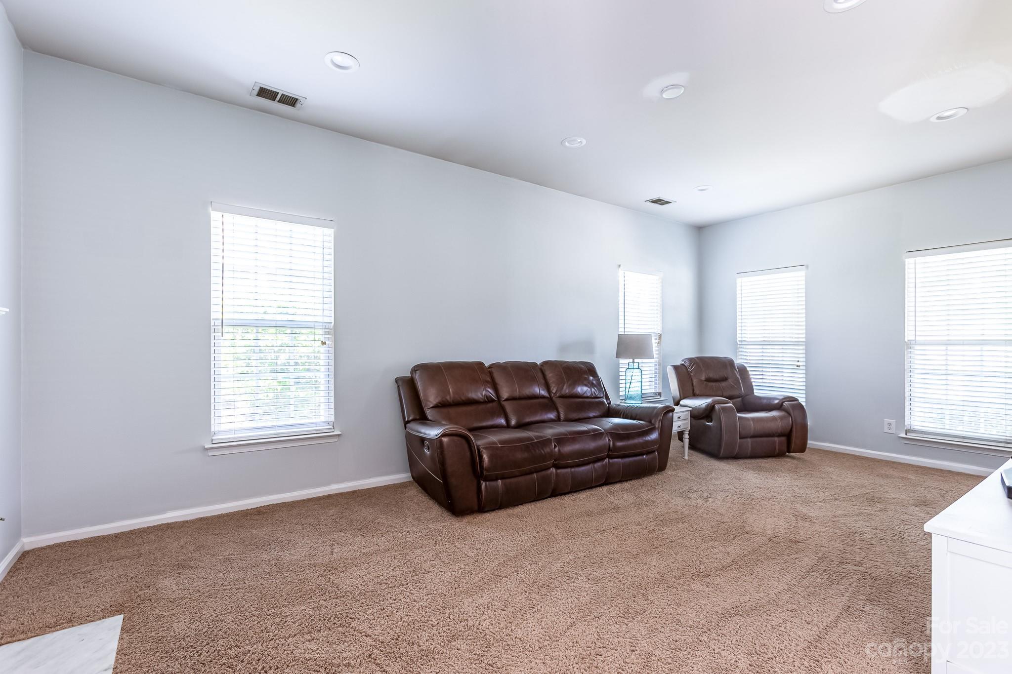 12501 Cardinal Point Road Charlotte, NC 28269 - Photo 11 of 28 Gallery Image 11