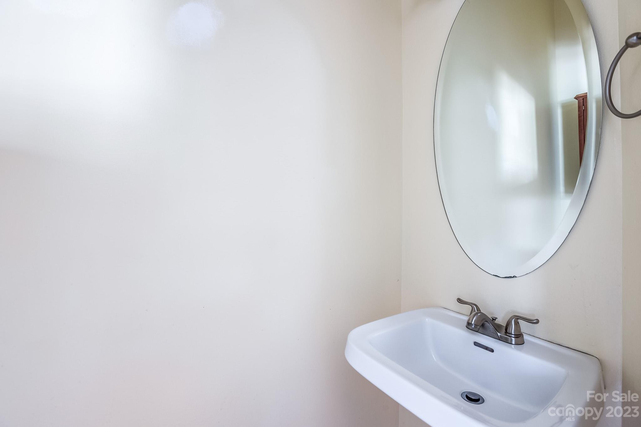12501 Cardinal Point Road Charlotte, NC 28269 - Photo 13 of 28 Gallery Image 13