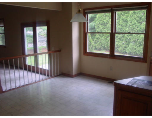 164 Meadowbrook Road Longmeadow, MA 01106 - Photo 10 of 12 Gallery Image 10