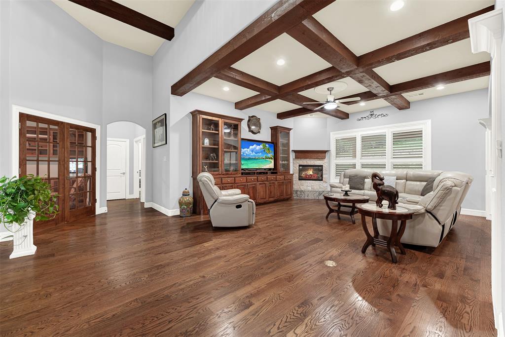 2613 Ranch Court Cedar Hill, TX 75104 - Photo 2 of 29 a living room with furniture and a wooden floor
