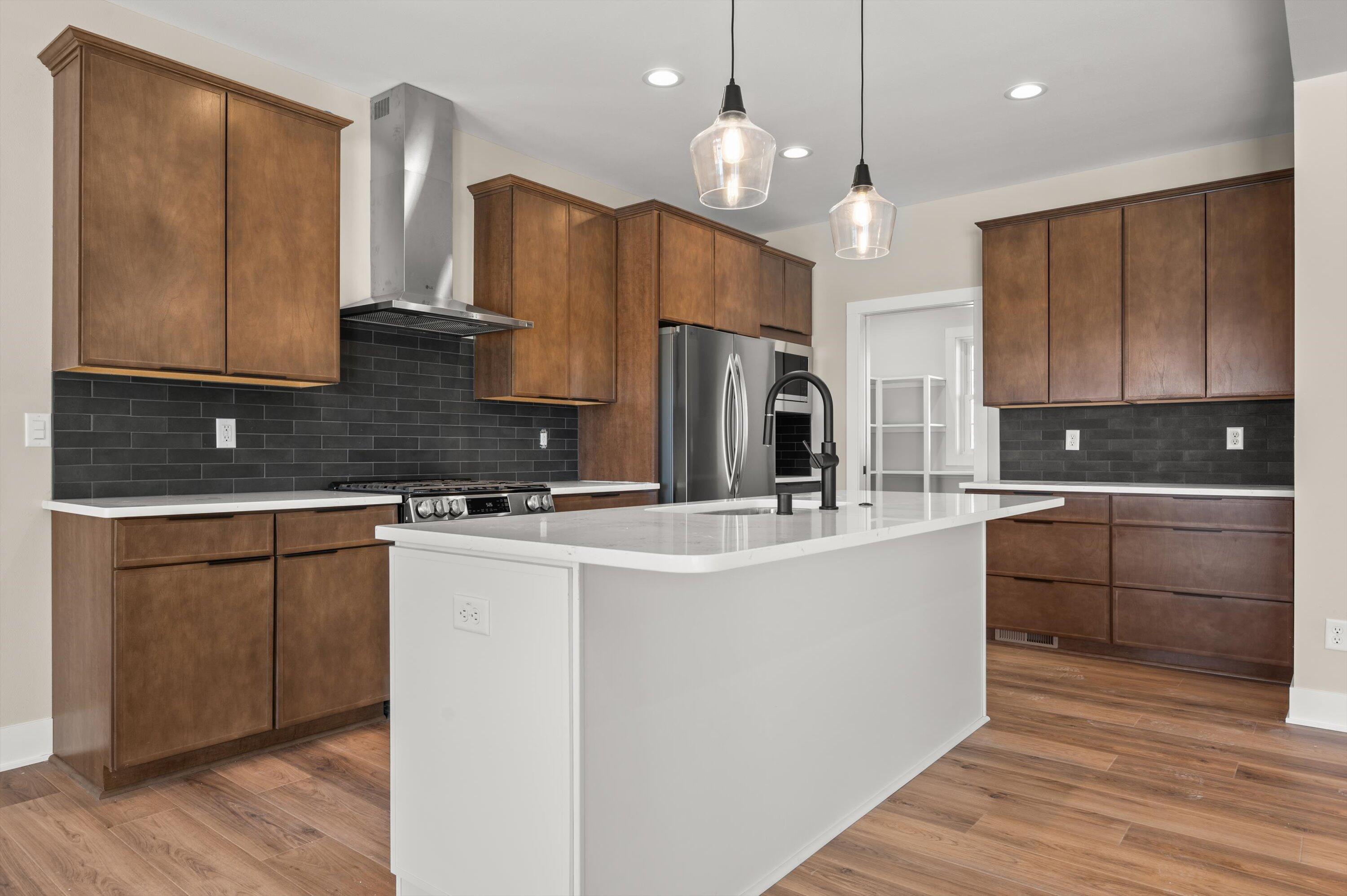 9035 12th Street Somers, WI 53144 - Photo 3 of 34 09-DSC0444