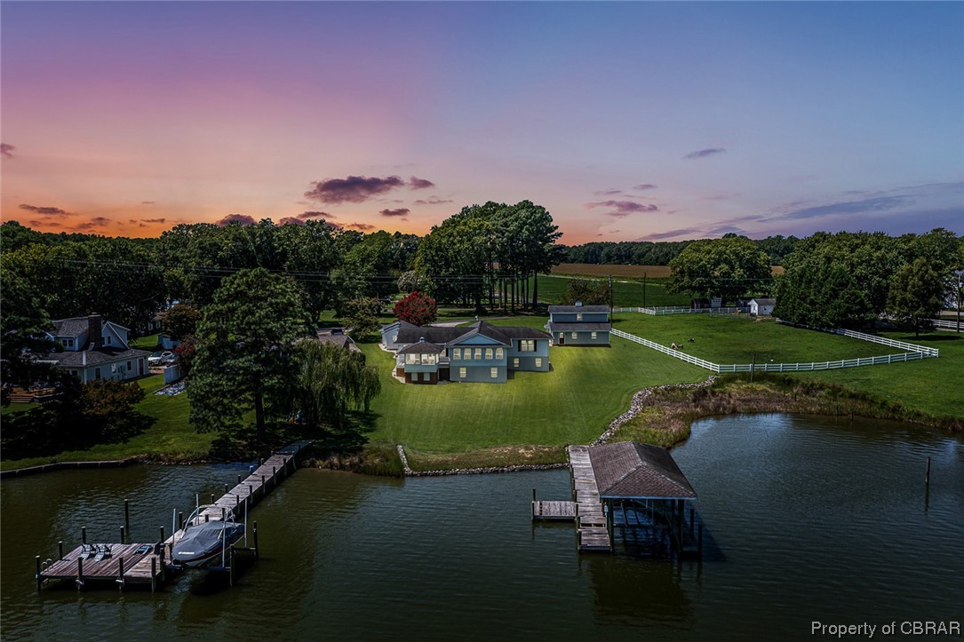43 Locksley Court Reedville, VA 22539 - Photo 26 of 37 View of aerial view at dusk