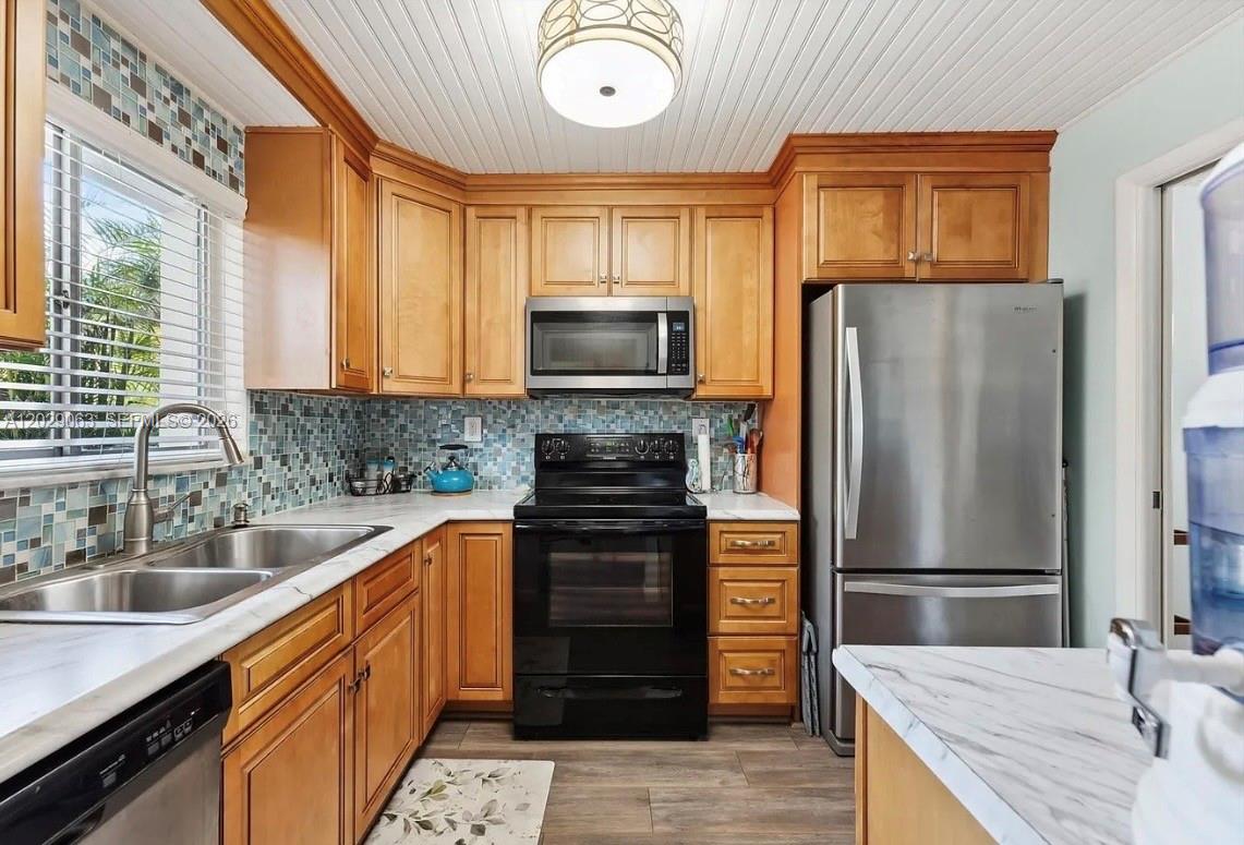 3300 Atlanta Street, Unit 15B Hollywood, FL 33021 - Photo 5 of 18