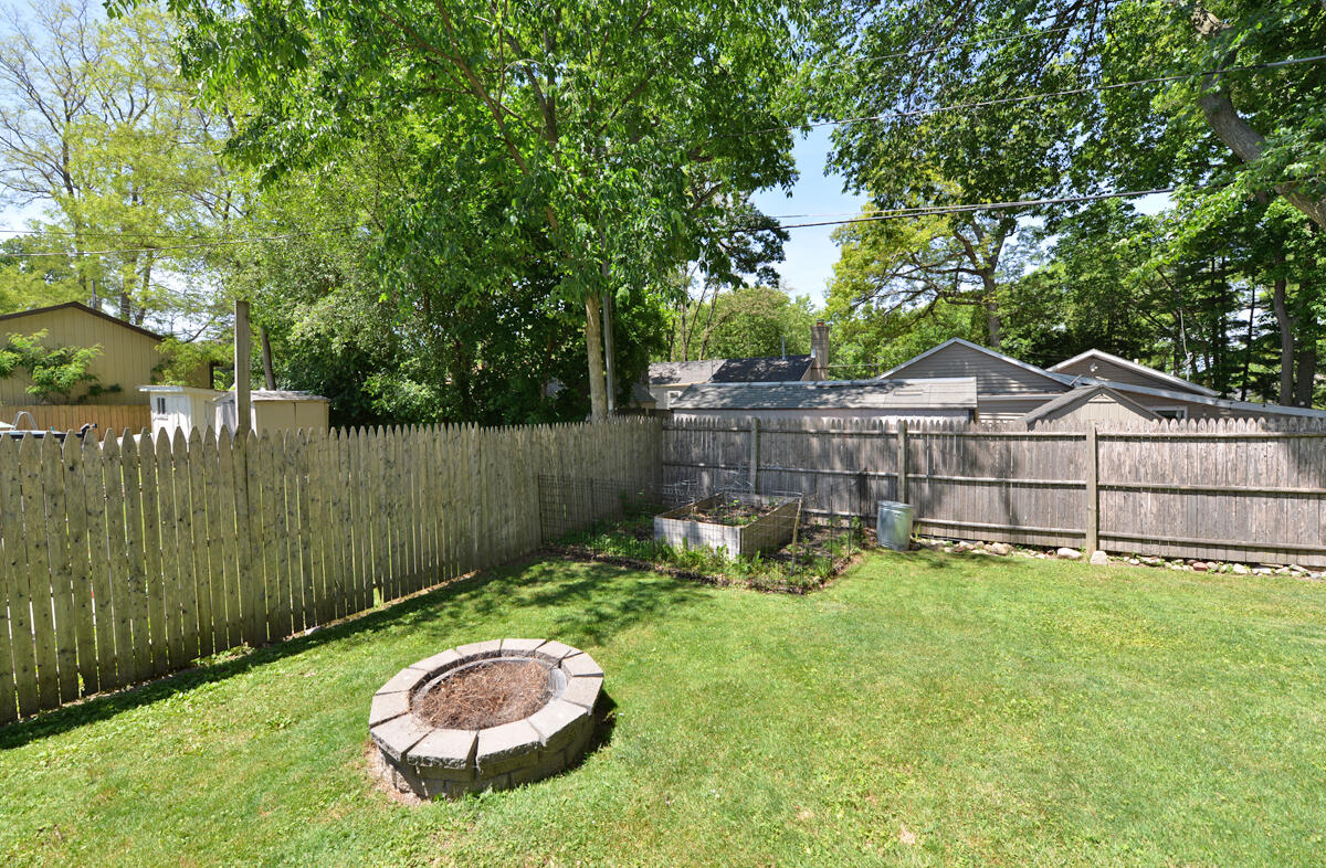 2513 Mason Street Delavan, WI 53115 - Photo 32 of 36 130