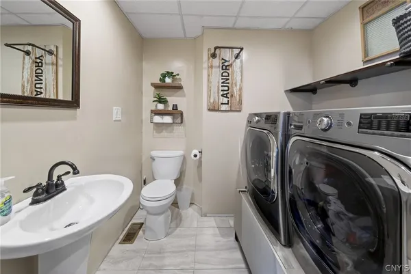 $429,000 | 8580 Highway 34, Brutus, NY 13166