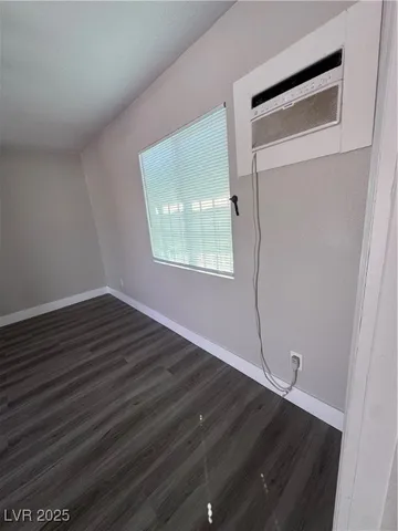 $950 | 640 North 9th Street, Unit 3, Las Vegas, NV 89101