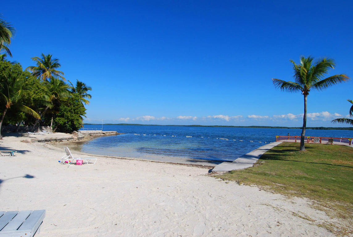 61 Snapper Avenue Key Largo, FL 33037 - Photo 2 of 36 Beach