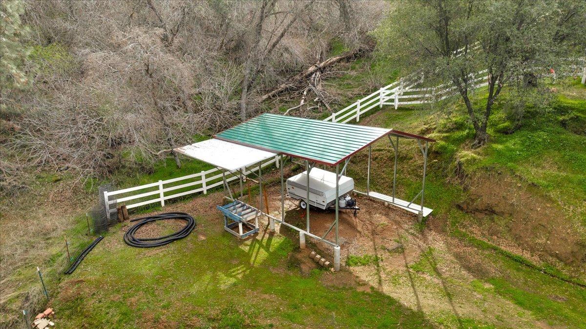 46473 Konklin Road Coarsegold, CA 93614 - Photo 33 of 38 an aerial view of a house