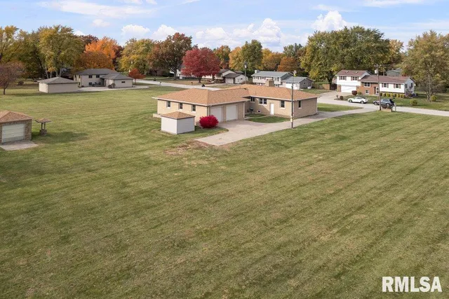 $339,900 | 67 Buysse Drive, Coal Valley, IL 61240