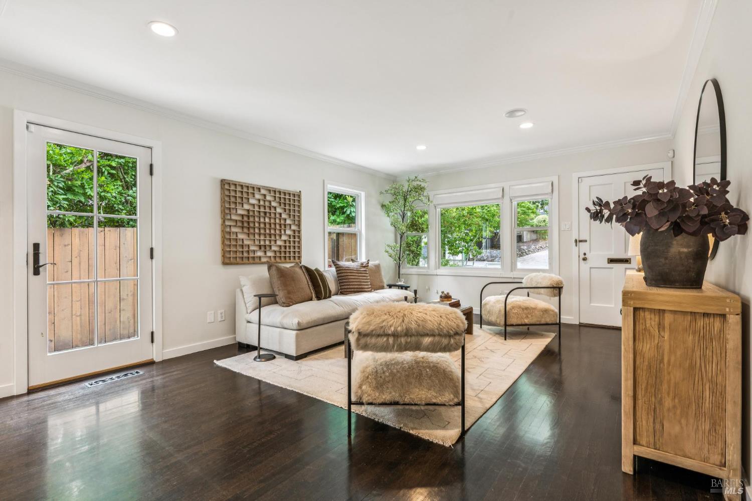 24 Piedmont Road Larkspur, CA 94939 - Photo 7 of 41