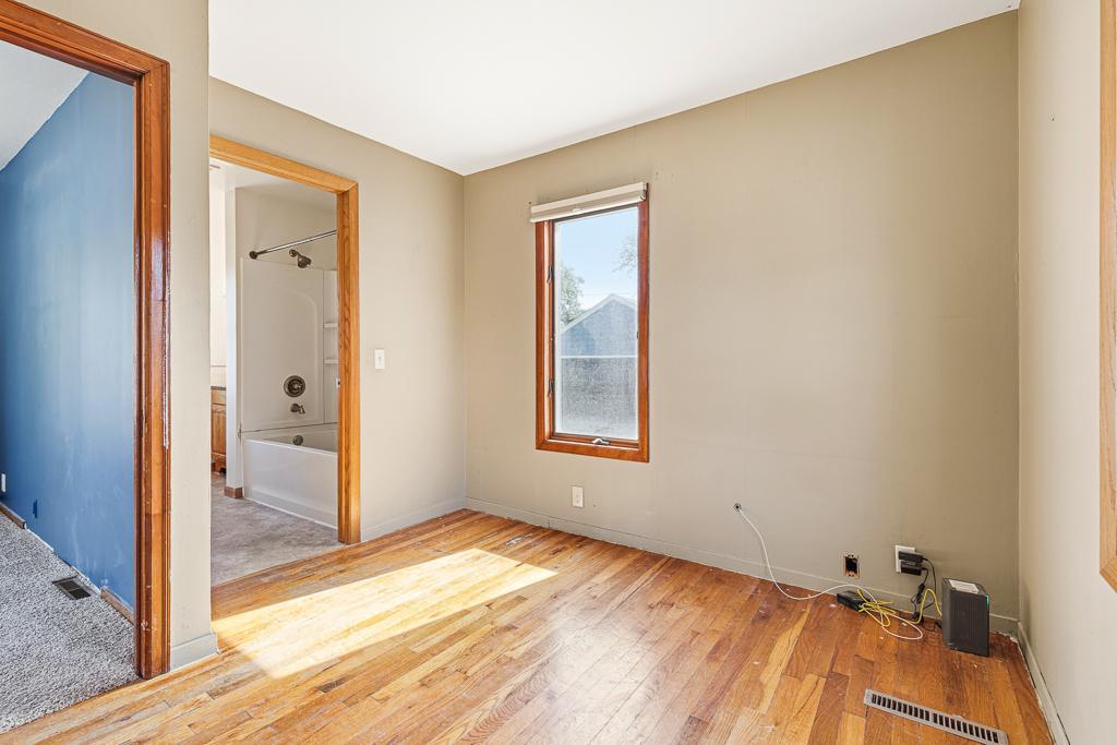 133 4th Street Dawson, MN 56232 - Photo 22 of 38