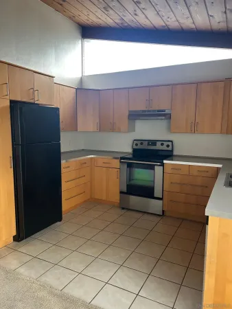 $4,288 | 240 South Helix Avenue, Solana Beach, CA 92075