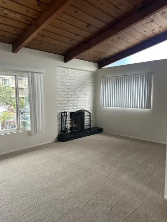 $4,288 | 240 South Helix Avenue, Solana Beach, CA 92075