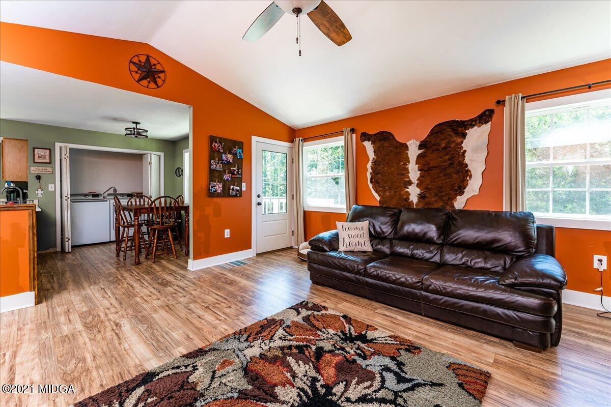 1886 Reedy Creek Road Forsyth, GA 31029 - Photo 5 of 37 5