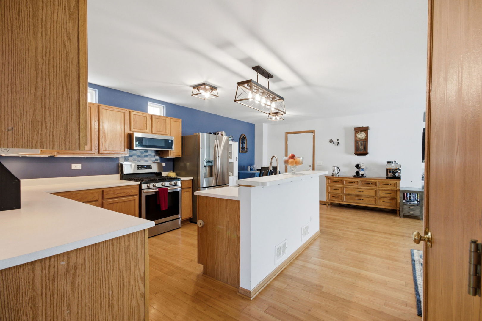 59 Freesia Court Romeoville, IL 60446 - Photo 8 of 63