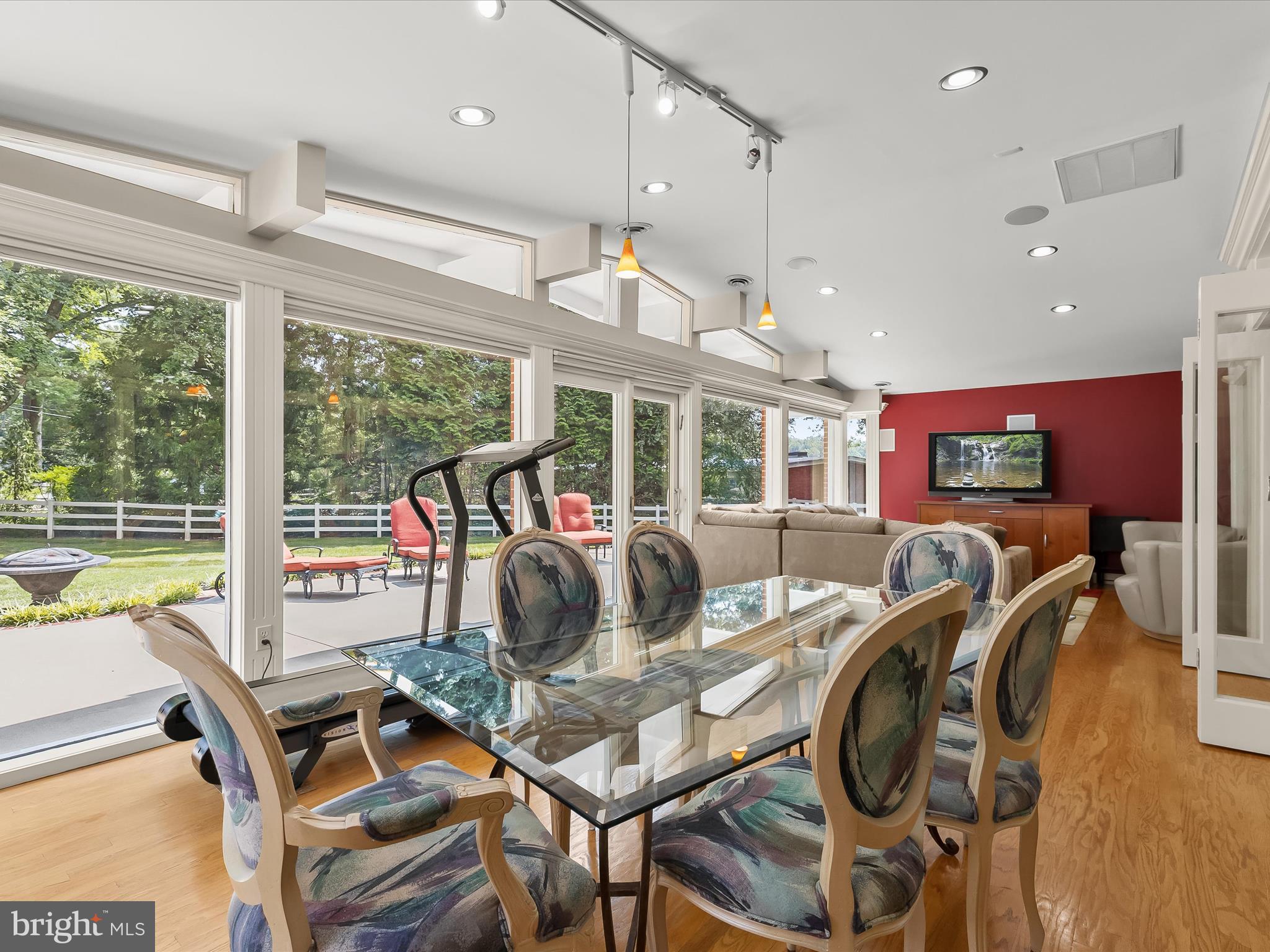 8316 Burning Wood Road Baltimore, MD 21208 - Photo 21 of 65 Sun Room
