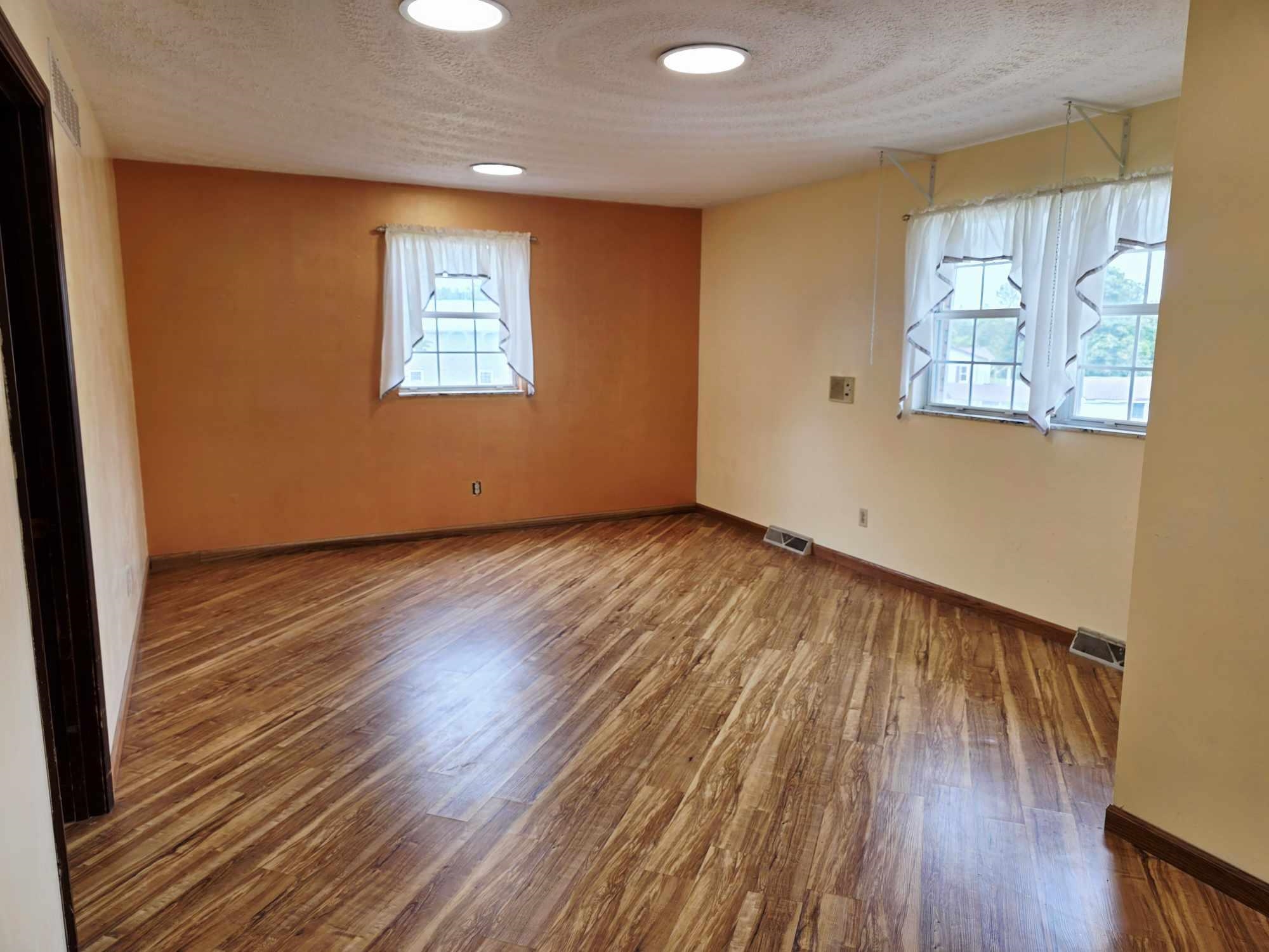 7919 Hall Ridge Road Ashland, KY 41102 - Photo 12 of 18 Gallery Image 12