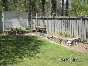 709 Hebron Road Hendersonville, NC 28739 - Photo 12 of 19 Gallery Image 12